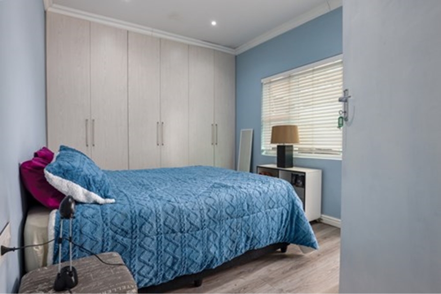 To Let 4 Bedroom Property for Rent in Monte Vista Western Cape